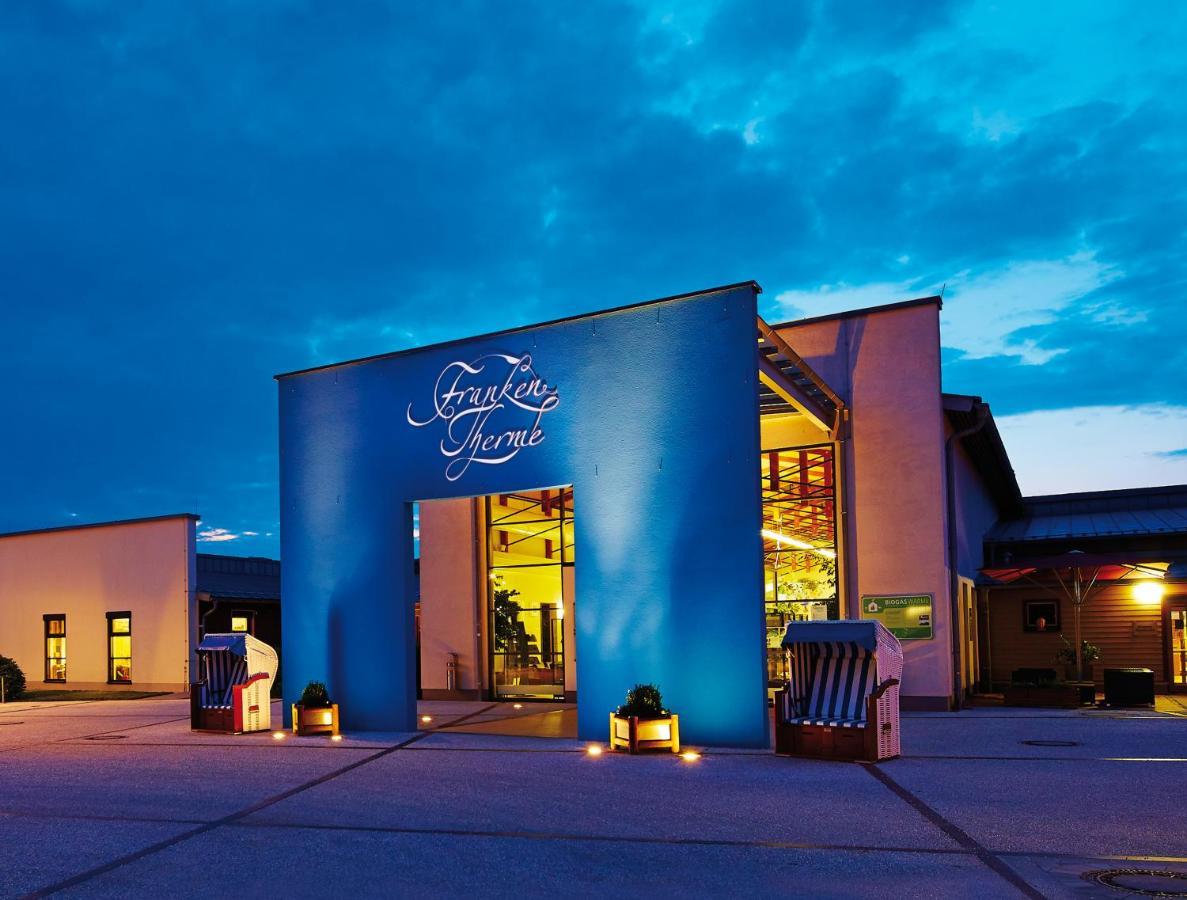 Kurhotel Pyramide Bad Windsheim Exterior photo