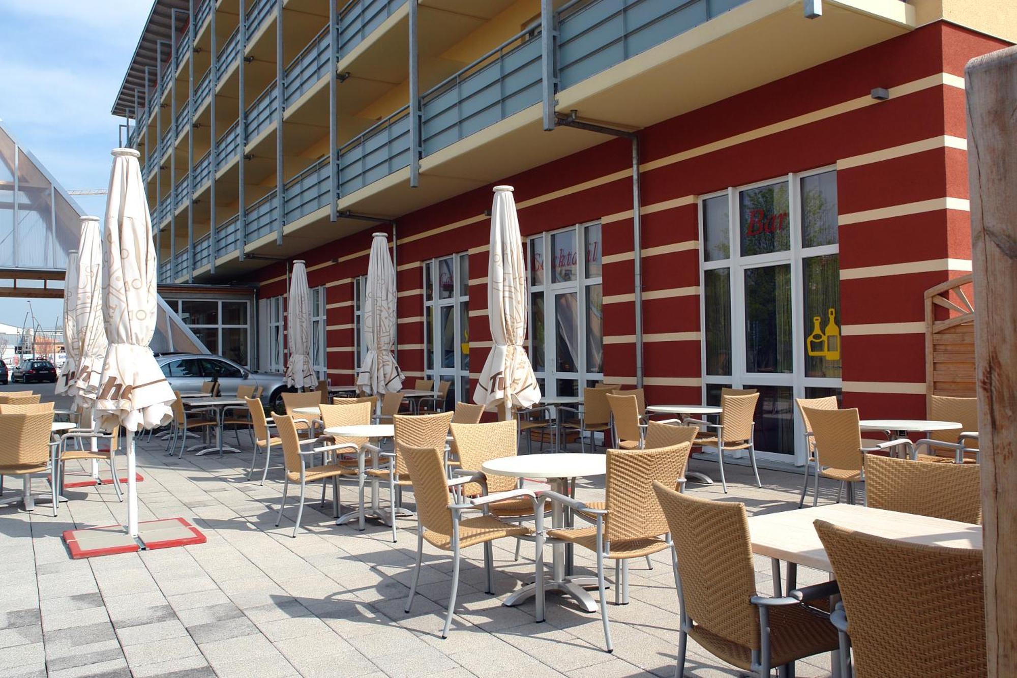 Kurhotel Pyramide Bad Windsheim Exterior photo